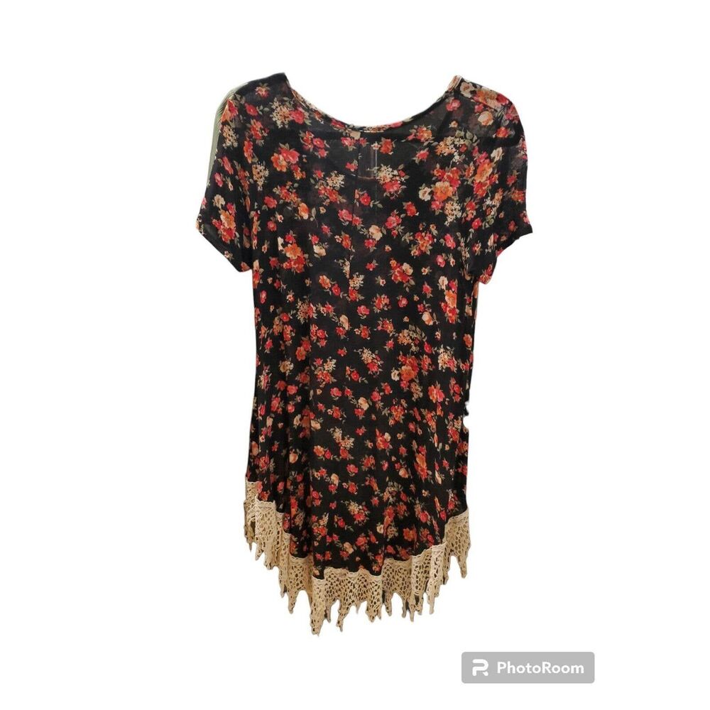 Love Culture Womens Top Flowery print Short sleeve One Size Loose Fit
